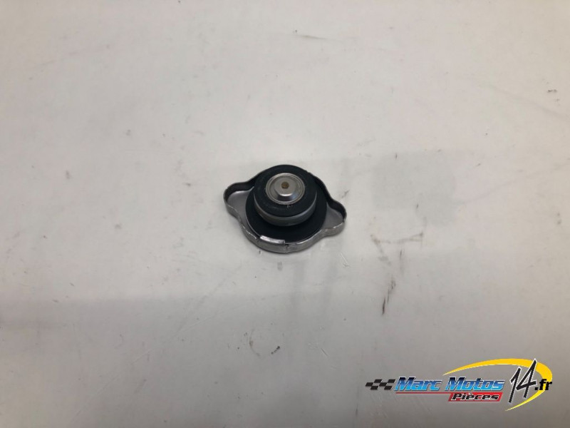 BOUCHON DE RADIATEUR HONDA 954 CBR R 2002