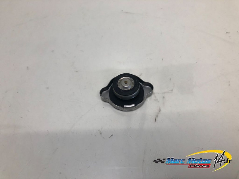 BOUCHON DE RADIATEUR HONDA 954 CBR R 2002