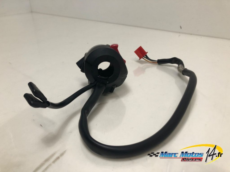 COMMODO DROIT HONDA 954 CBR R 2002