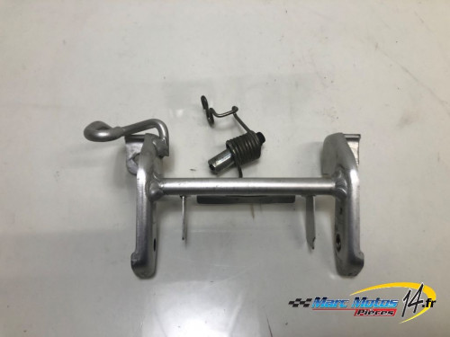 MECANISME D&#039;OUVERTURE DE SELLE HONDA 954 CBR R 2002