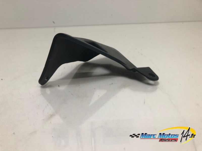 PLASTIQUES ET CAOUTCHOUCS DIVERS HONDA 954 CBR R 2002