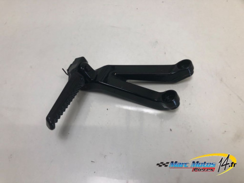 PLATINE ARRIERE GAUCHE HONDA 954 CBR R 2002