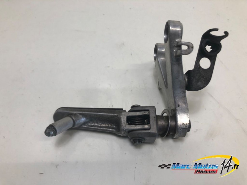 PLATINE AVANT DROITE HONDA 954 CBR R 2002