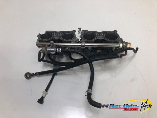 RAMPE D&#039;INJECTION HONDA 954 CBR R 2002