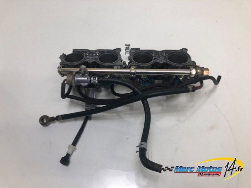 RAMPE D'INJECTION HONDA 954 CBR R 2002