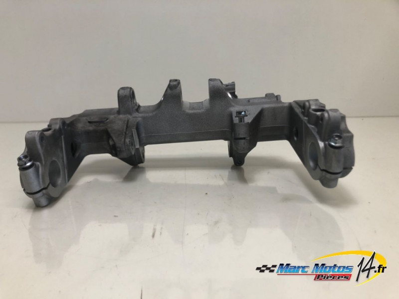 SUPPORT MOTEUR HONDA 954 CBR R 2002