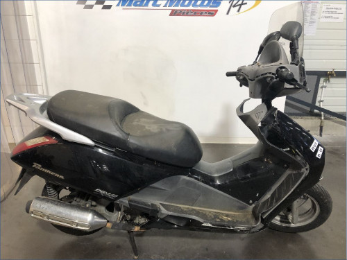 HONDA 125 PANTHEON 