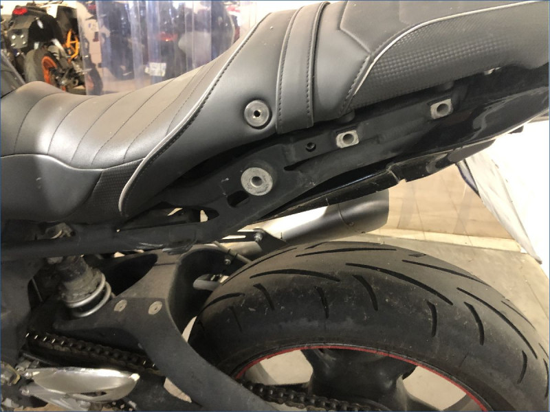 TRIUMPH 675 STREET TRIPLE 