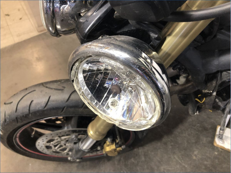 TRIUMPH 675 STREET TRIPLE 