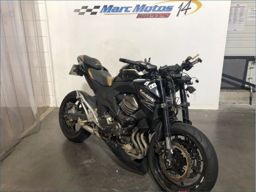 KAWASAKI Z800 