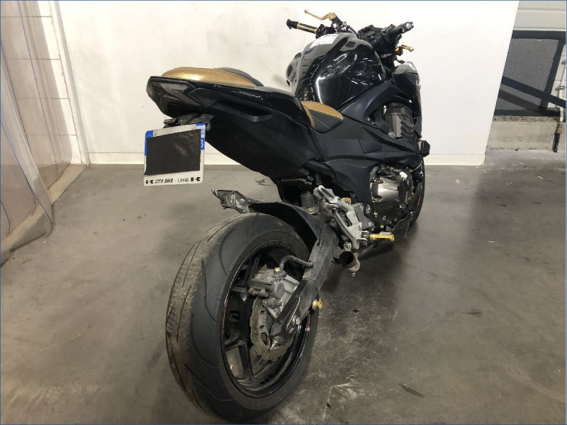 KAWASAKI Z800 