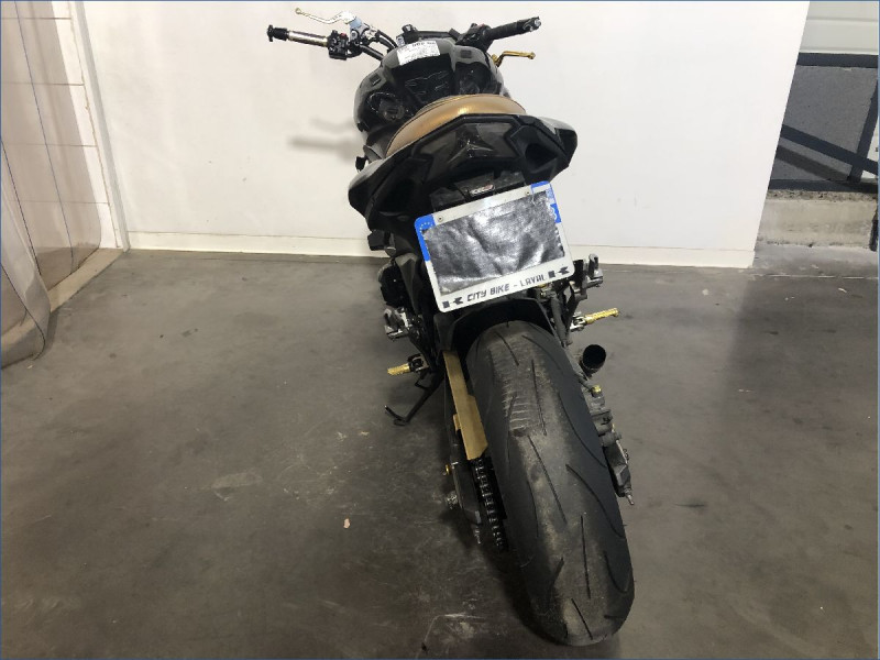 KAWASAKI Z800 