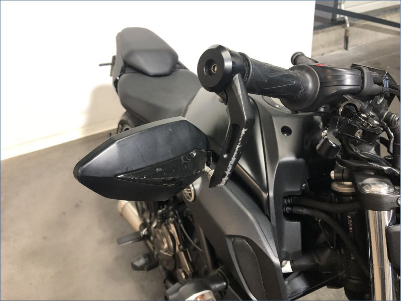 YAMAHA MT07 