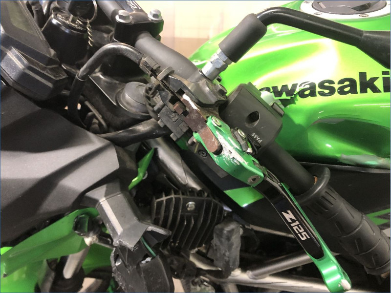 KAWASAKI Z125 