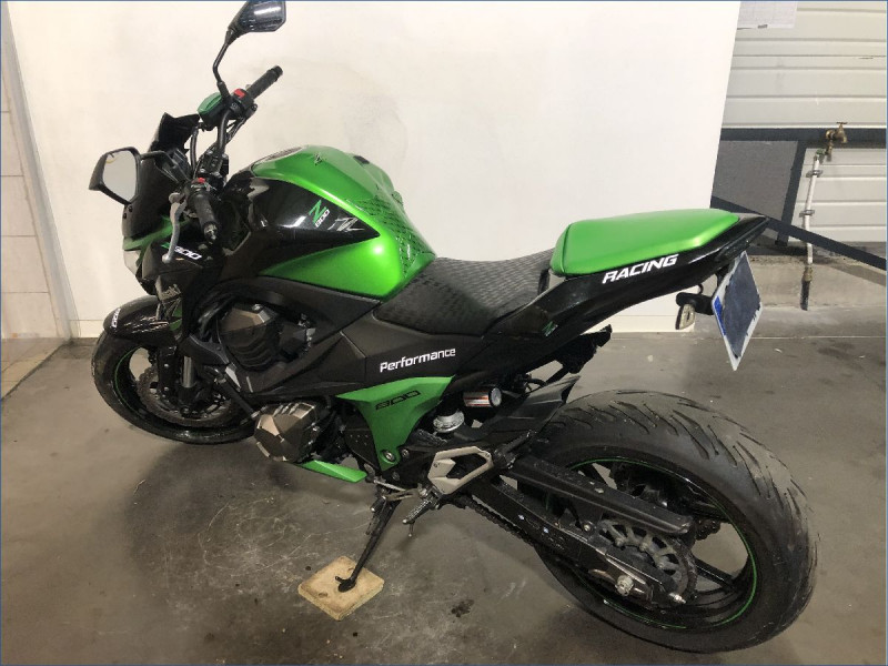 KAWASAKI Z800 
