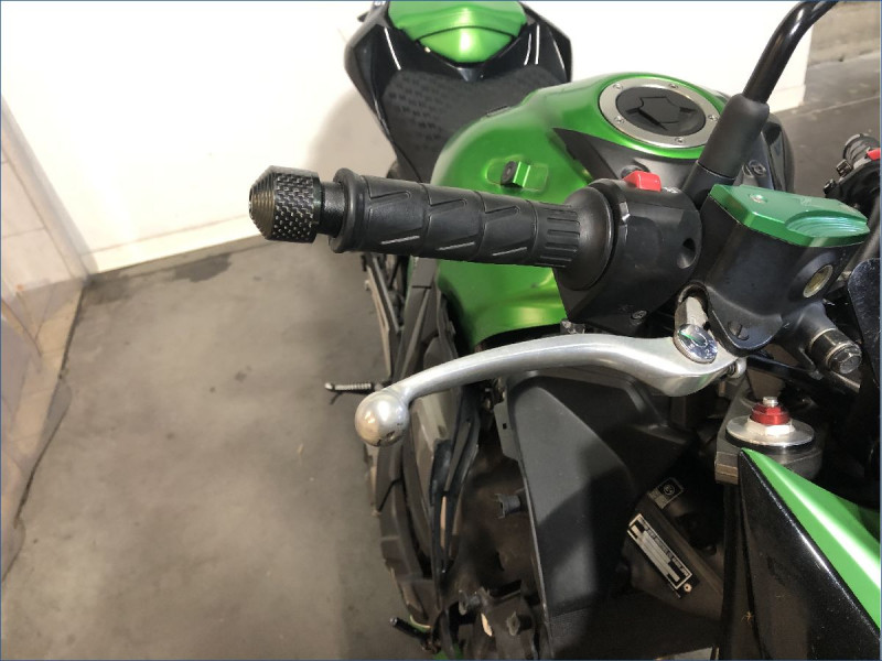 KAWASAKI Z800 