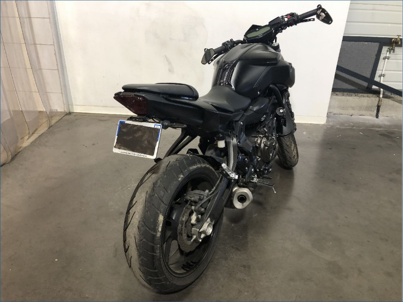 YAMAHA MT07 