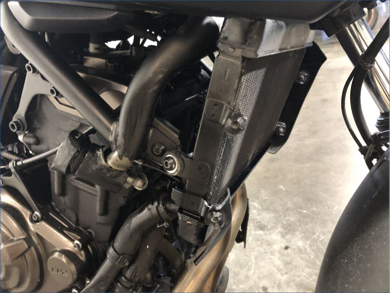 YAMAHA MT07 