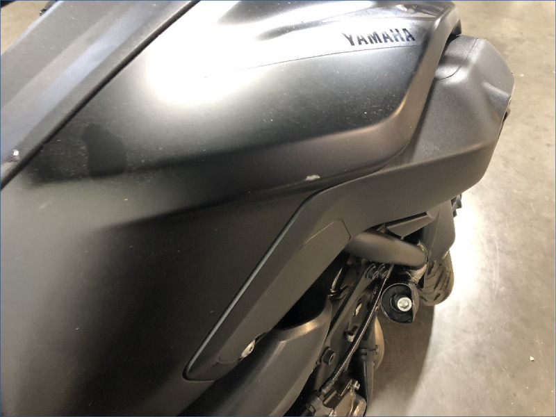 YAMAHA MT07 