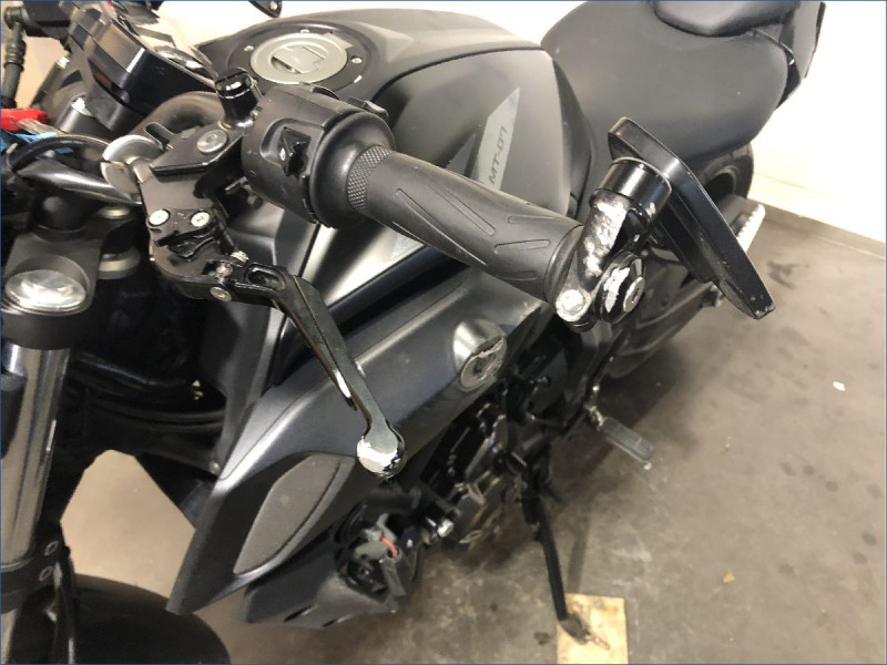 YAMAHA MT07 