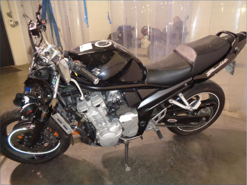 SUZUKI 650 BANDIT N