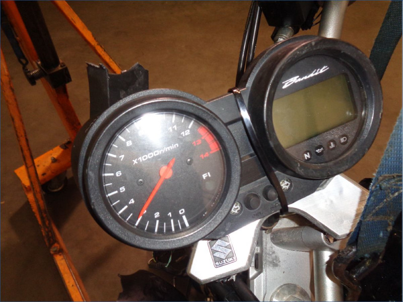 SUZUKI 650 BANDIT N