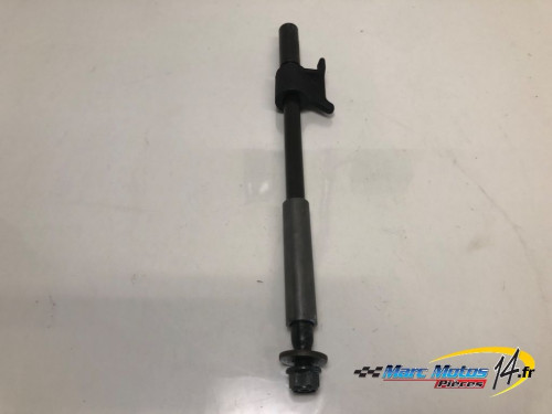 AXE DE ROUE ARRIERE YAMAHA 500 TMAX 2006
