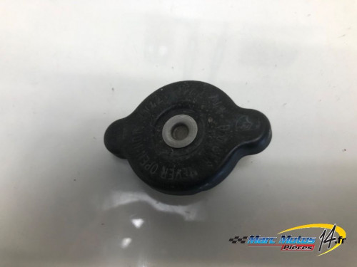 BOUCHON DE RADIATEUR YAMAHA 500 TMAX 2006
