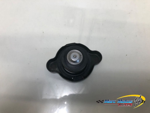 BOUCHON DE RADIATEUR YAMAHA 500 TMAX 2006