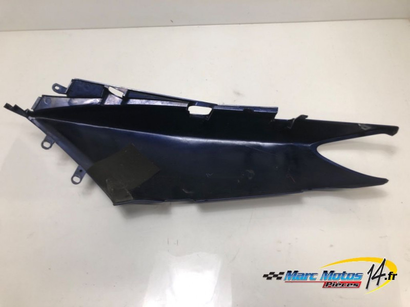 CACHE LATERAL DROIT YAMAHA 500 TMAX 2006