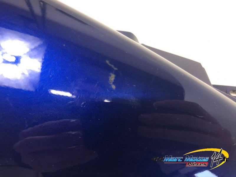 CACHE LATERAL DROIT YAMAHA 500 TMAX 2006