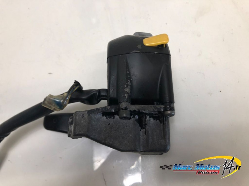 COMMODO GAUCHE YAMAHA 500 TMAX 2006