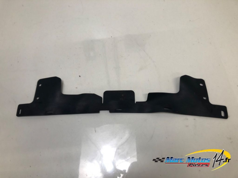 PLASTIQUES ET CAOUTCHOUCS DIVERS YAMAHA 500 TMAX 2006