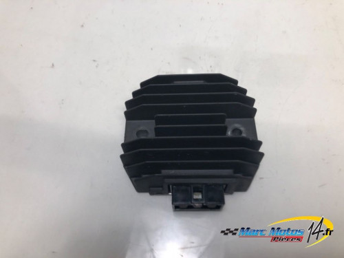 REGULATEUR YAMAHA 500 TMAX 2006