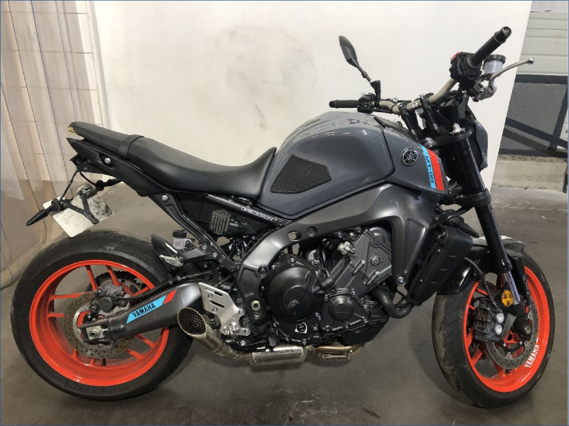 YAMAHA MT09 