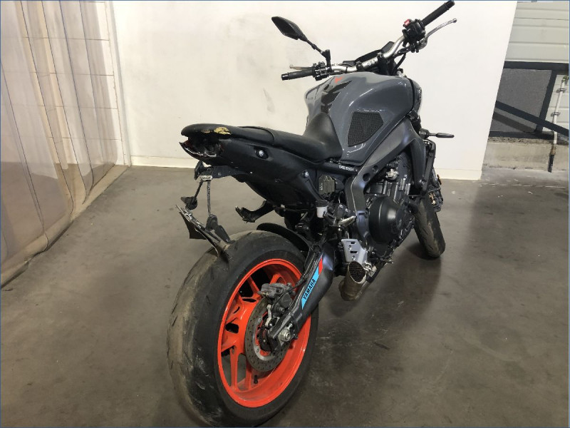 YAMAHA MT09 