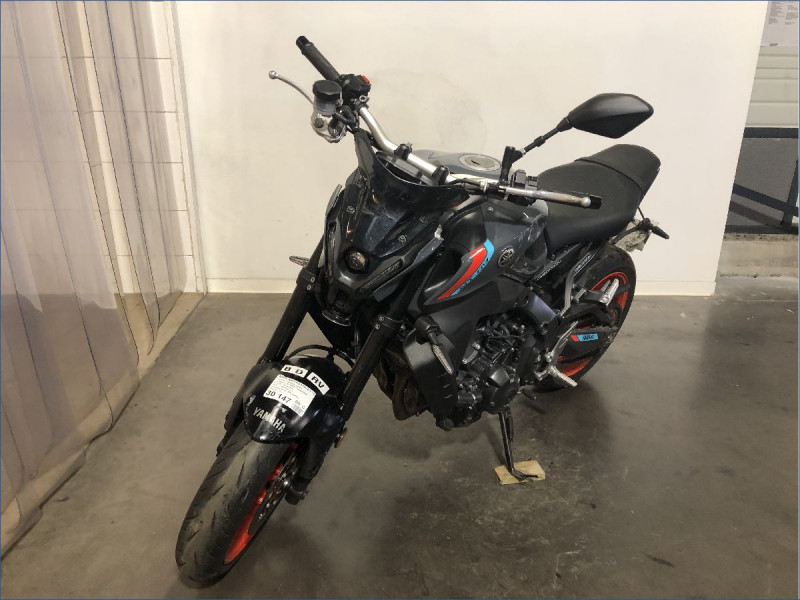 YAMAHA MT09 