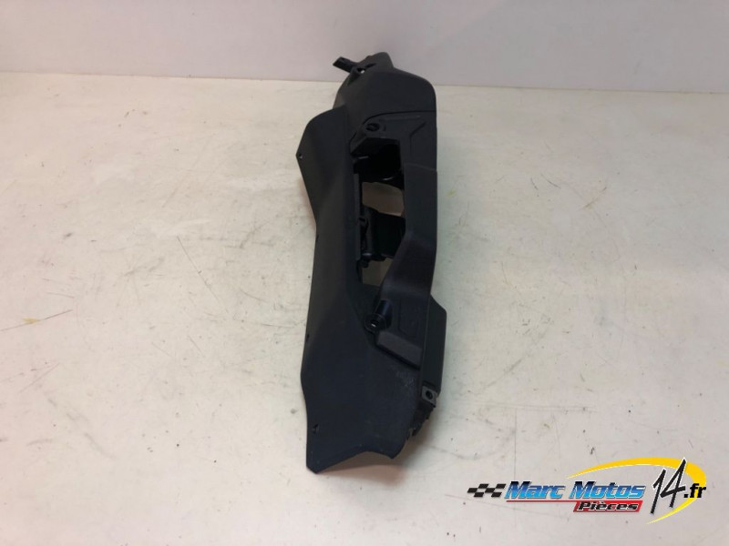 CACHE LATERAL GAUCHE YAMAHA MT09 TRACER GT 2023
