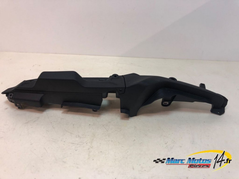 CACHE LATERAL GAUCHE YAMAHA MT09 TRACER GT 2023