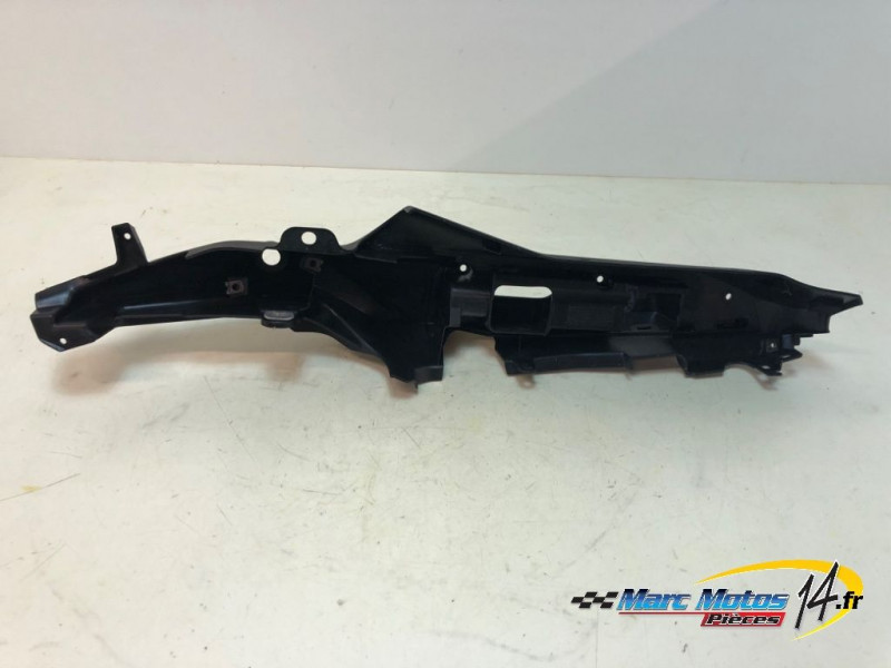 CACHE LATERAL GAUCHE YAMAHA MT09 TRACER GT 2023