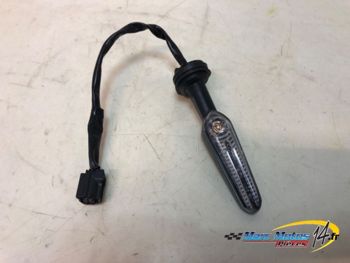 CLIGNOTANT AVANT DROIT YAMAHA MT09 TRACER GT 2023