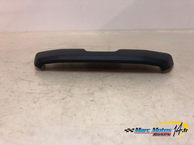 JONCTION ARRIERE DE CACHES LATERAUX YAMAHA MT09 TRACER GT 2023