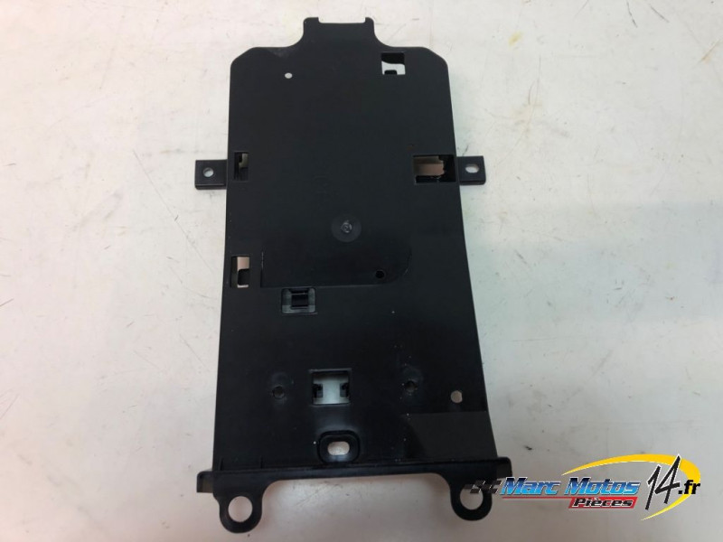 PLASTIQUES ET CAOUTCHOUCS DIVERS YAMAHA MT09 TRACER GT 2023