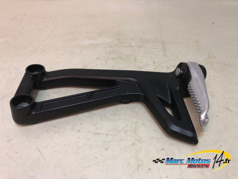 PLATINE ARRIERE DROITE YAMAHA MT09 TRACER GT 2023