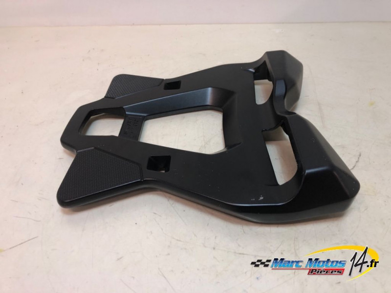 PORTE BAGAGE ARRIERE YAMAHA MT09 TRACER GT 2023