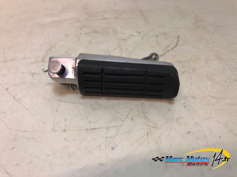 REPOSE-PIED AVANT DROIT YAMAHA MT09 TRACER GT 2023
