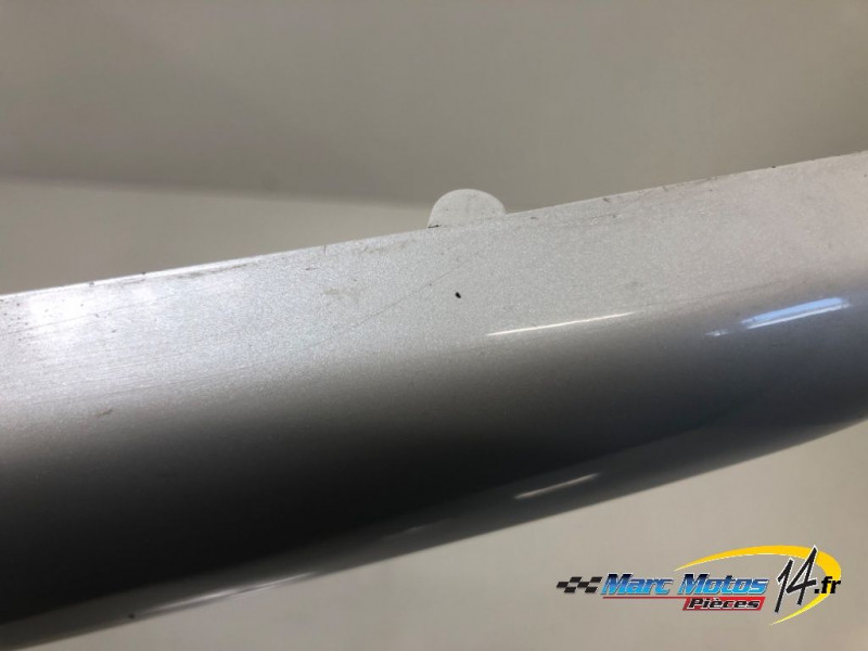 CACHE LATERAL DROIT KAWASAKI ER6 N 2012