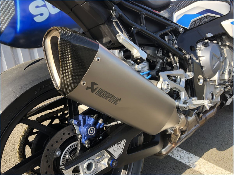 BMW M1000R 