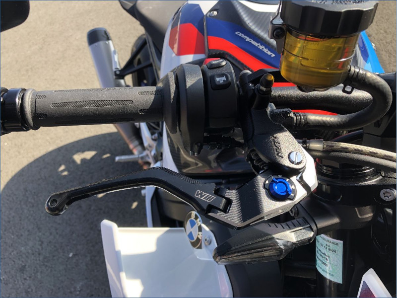 BMW M1000R 