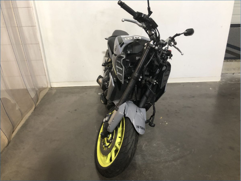 YAMAHA MT09 